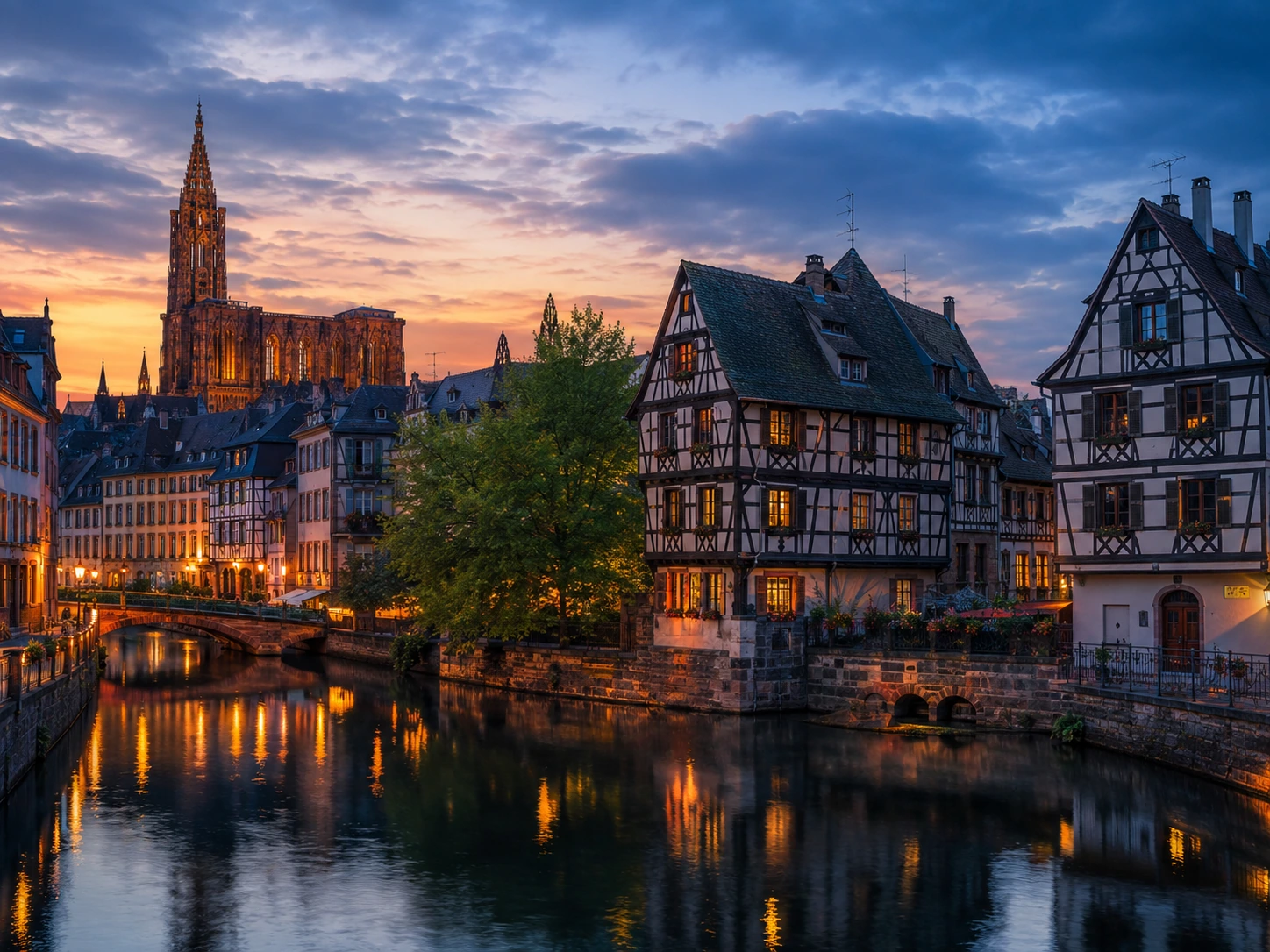 Vue de Strasbourg au crépuscule